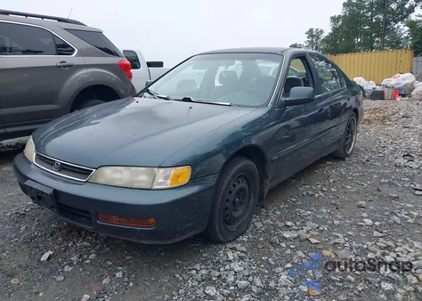 1997 Honda Accord Lx z USA, uszkodzony, nr VIN JHMCD5634VC015315